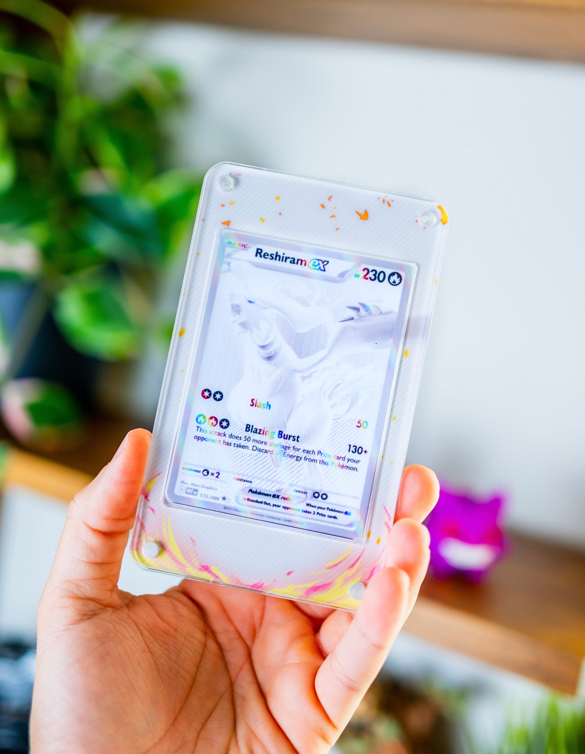 Reshiram ex BWR | Extended Art Display Case for Pokemon White Flare Card