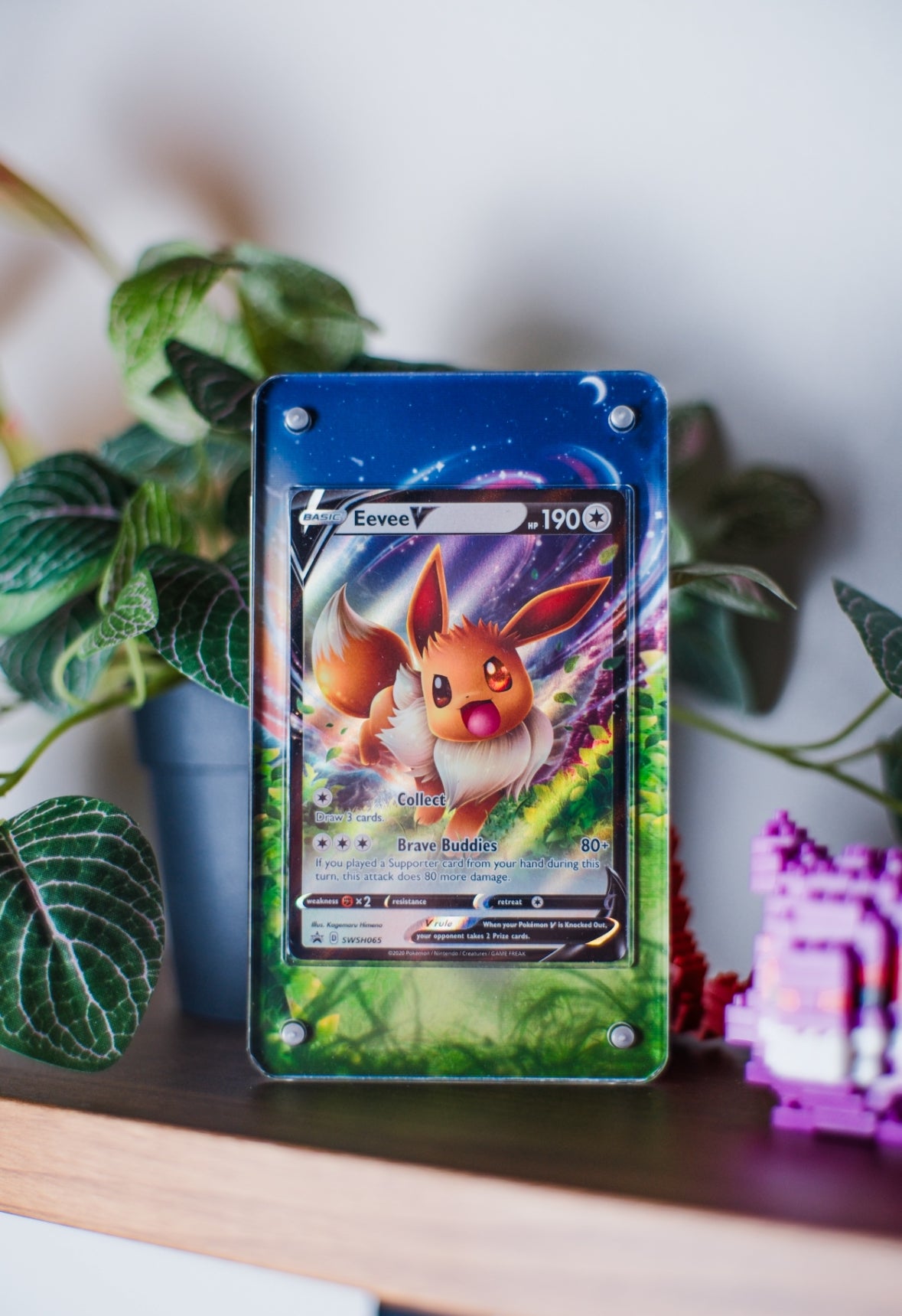 Eevee V Promo | Card Display Case Extended Art for Pokemon Card