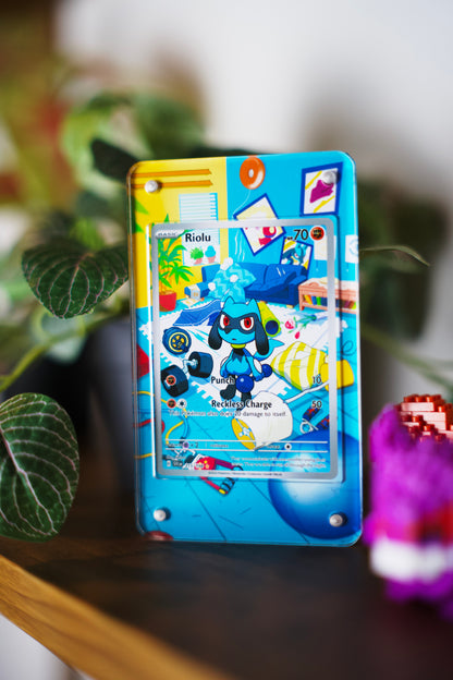 Riolu 215/198 | Card Display Case Extended Art for Pokemon Card